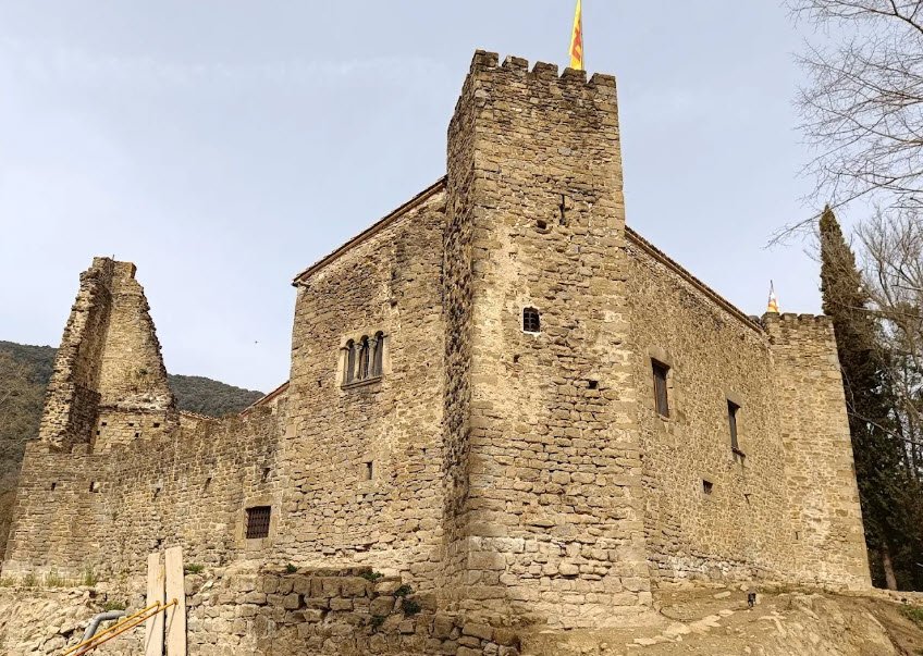 Castell de Falgons, Spain